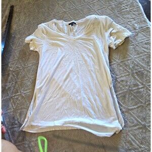 Ambiance Women’s Solid White V-Neck Short Sleeve Knit T-Shirt S MPN 72955